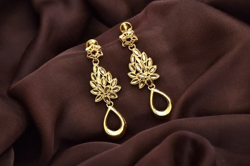 Casting Neckless